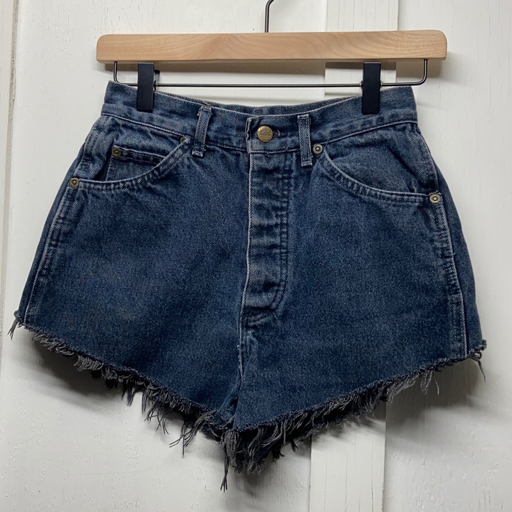 Vintage Lee black cutoff high waisted shorts